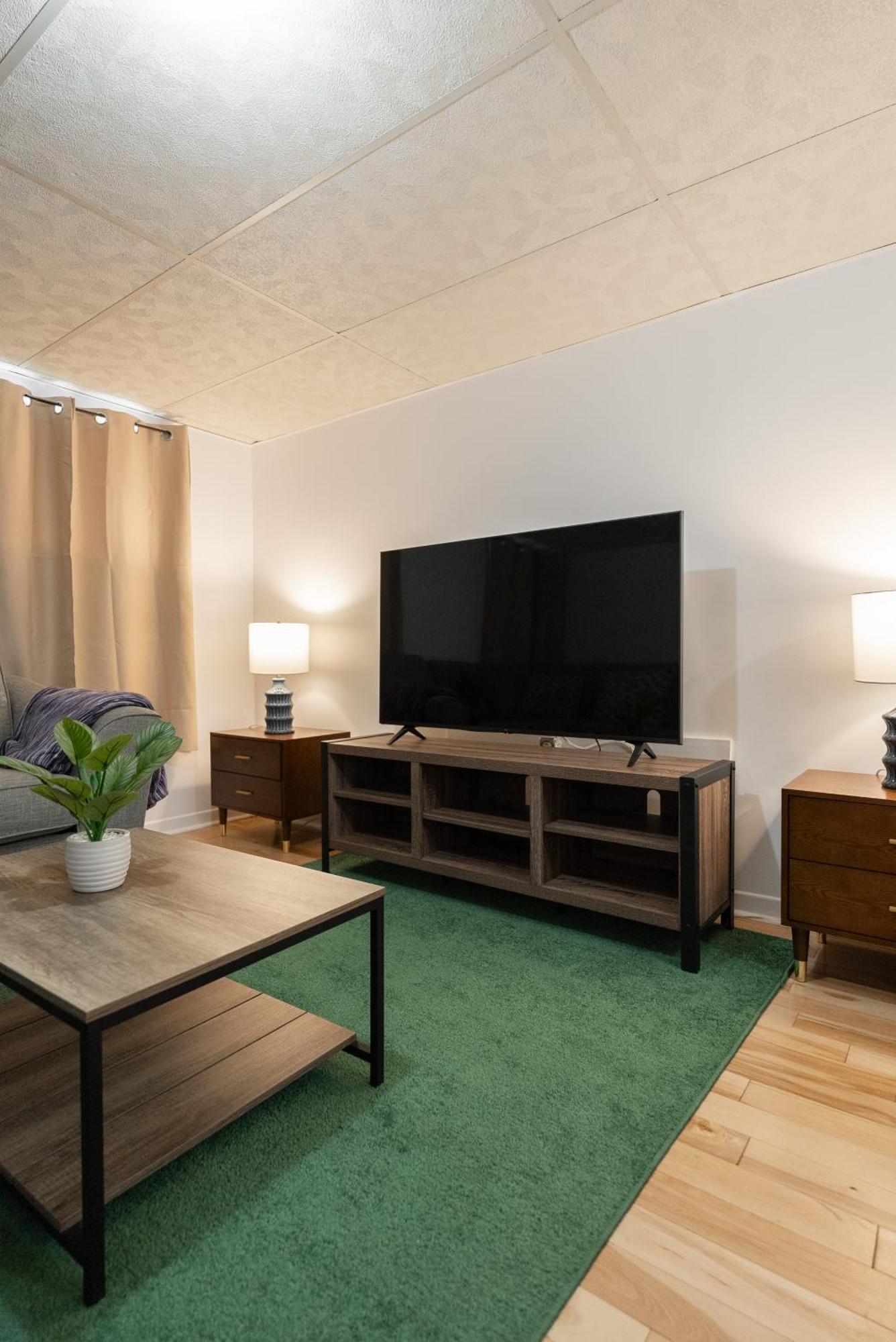 Comfortable Spacious House With Parking Brossard Dış mekan fotoğraf