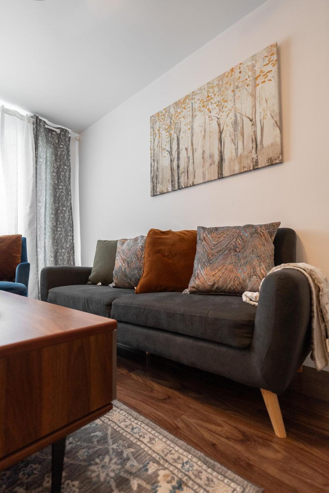 Comfortable Spacious House With Parking Brossard Dış mekan fotoğraf