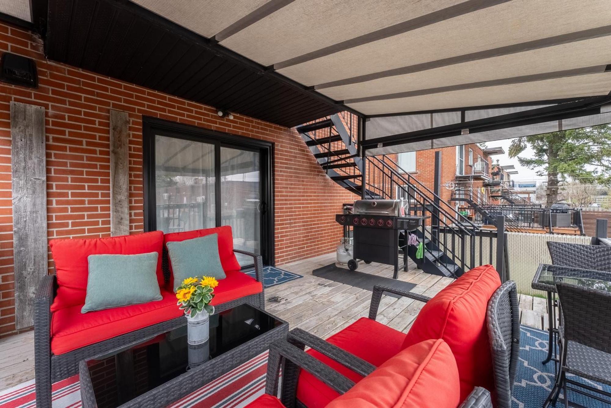 Comfortable Spacious House With Parking Brossard Dış mekan fotoğraf